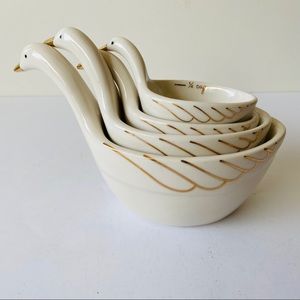 Anthropologie Swan Measuring Cups